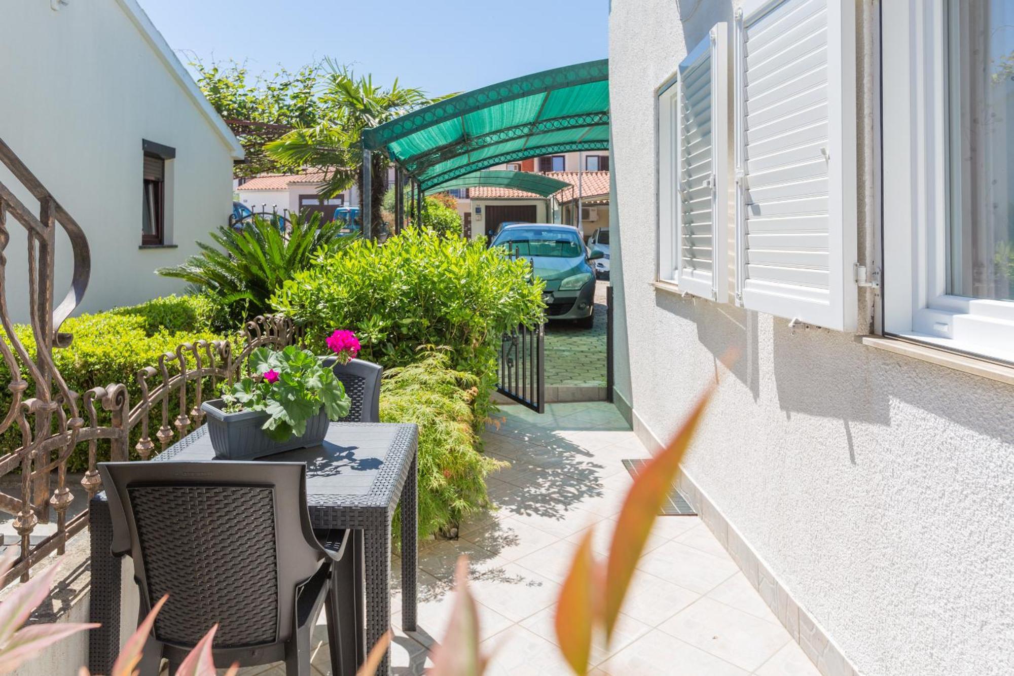 Apartment Leni Near Beach بوريتش المظهر الخارجي الصورة